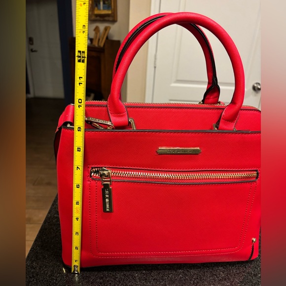 NWOT! BeAuTiFuL Steve Madden Red Handbag! ❤️ - Picture 10 of 11